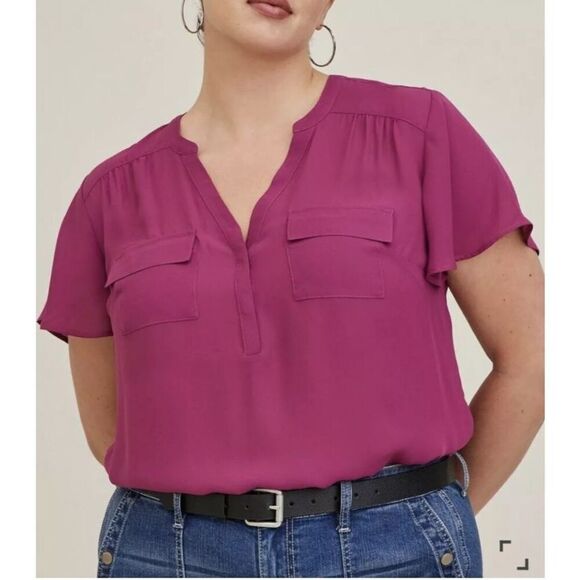 Torrid 4 4X Harper Berry Pink Short Flutter Sleeve Top Georgette Pullover NWT 30 - Picture 1 of 9